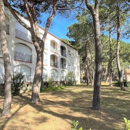 Apartment A 200m De La Plage, Animaux Admis, Proche Commerces - Fr-1-225-687